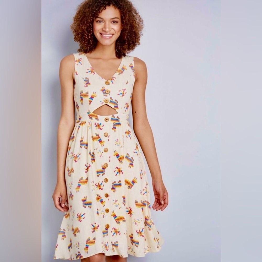 NWOT Modcloth Keeping On Cutout Piñata Llama A-Line Dress in Cream/Multi